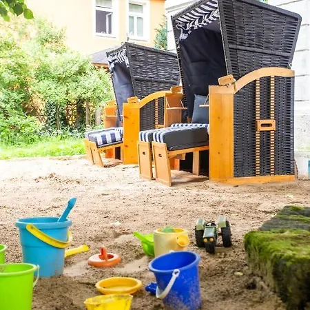 Lindenhof 2*