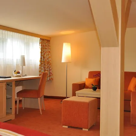 Hotel Lindenhof 2*