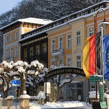 Hotel Lindenhof 2*