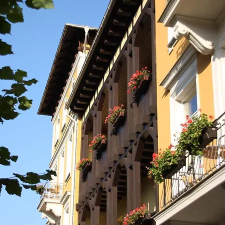 Lindenhof 2*